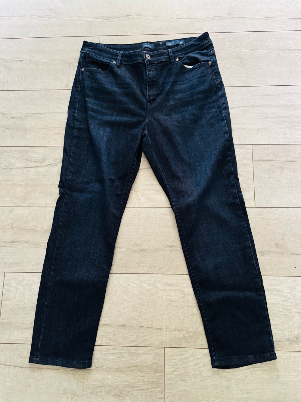 J.Jill Women’s Dark Indigo Wash Straight Leg Jeans size 14 petite